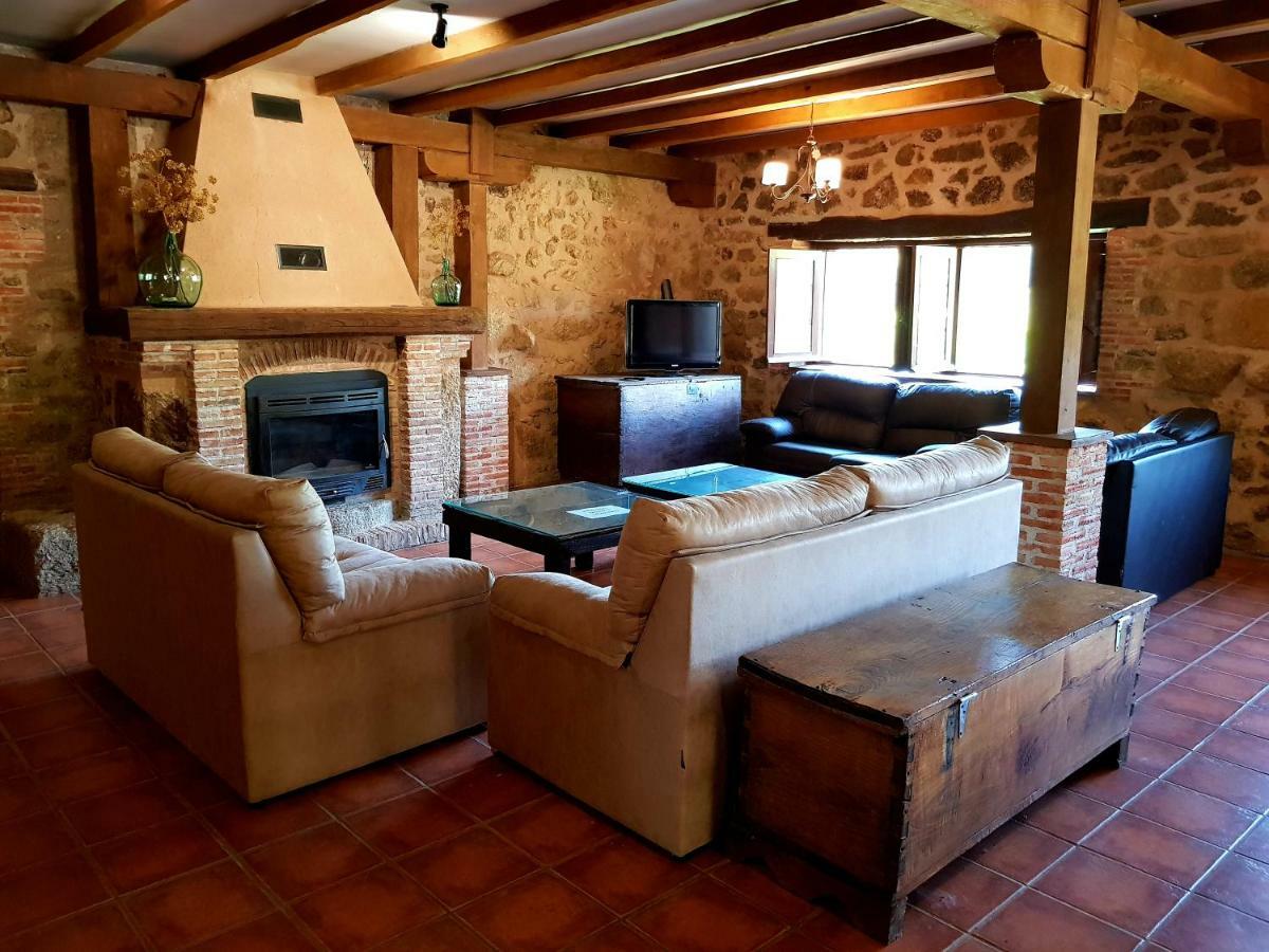 Casa Rural Colmenarejo Куакос де Юсте Екстериор снимка